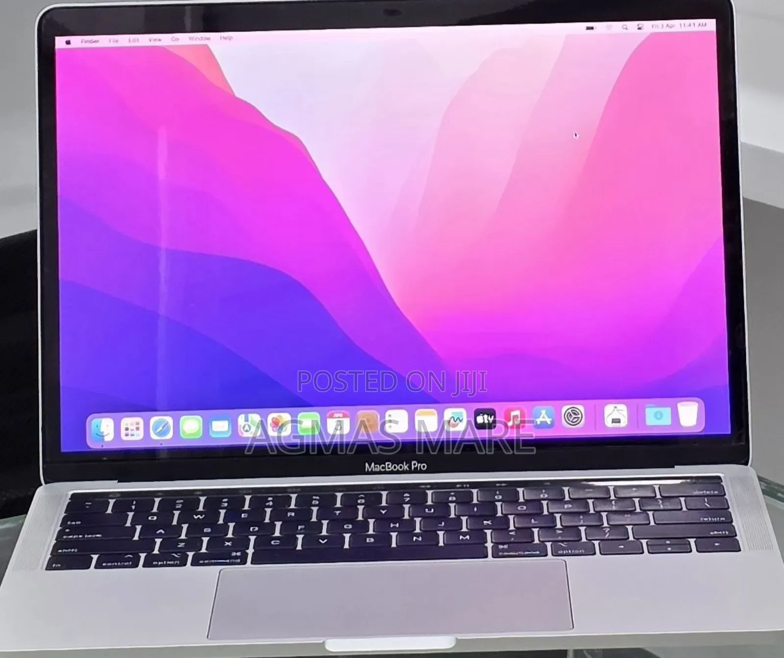 New Laptop Apple MacBook Pro 2019 8GB Intel Core i3 SSD 128GB