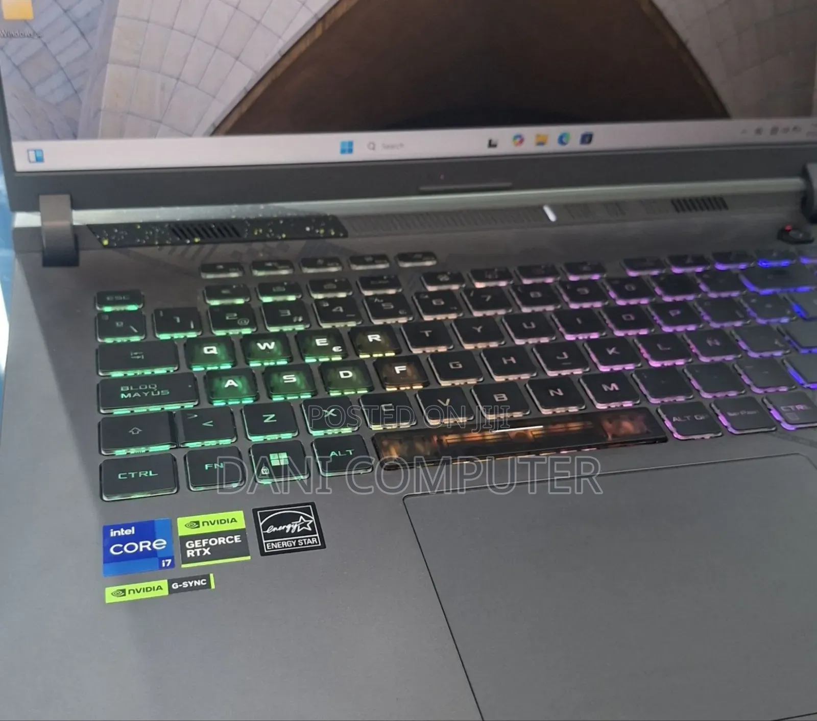 New Laptop Asus ROG Strix G16 G614 16GB Intel Core i7 SSD 1T