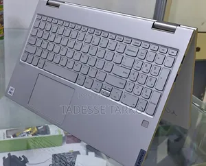 New Laptop Lenovo Yoga C740 12GB Intel Core i7 SSD 512GB