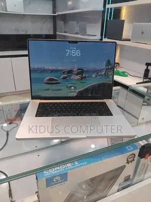 New Laptop Apple MacBook Pro 2020 M1 32GB Apple M1 SSD 1T