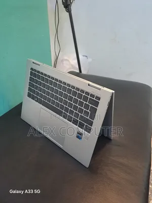 New Laptop HP EliteBook x360 1040 G9 16GB Intel Core i7 SSD 512GB