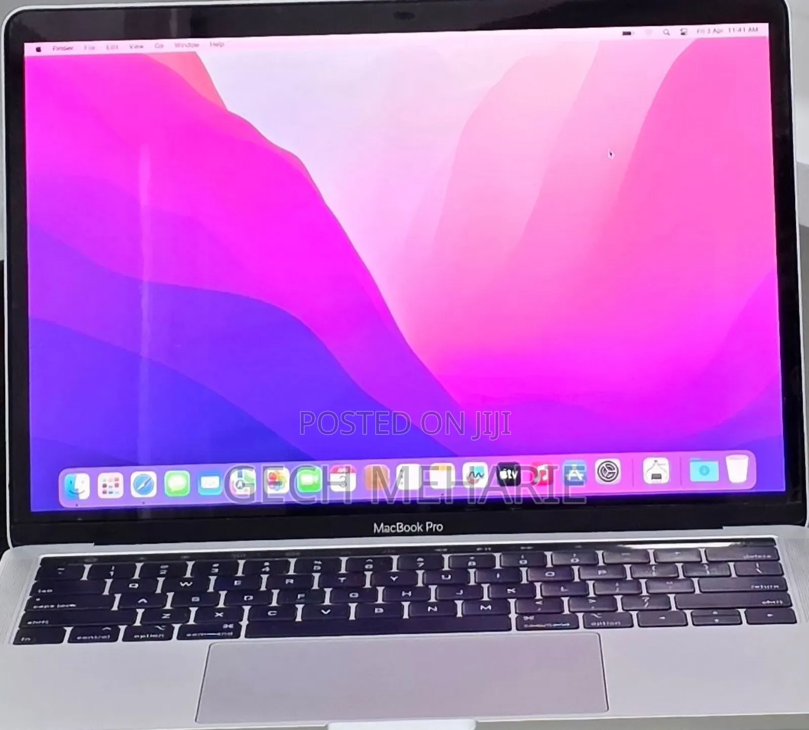 New Laptop Apple MacBook Pro 2019 8GB Intel Core i5 SSD 128GB