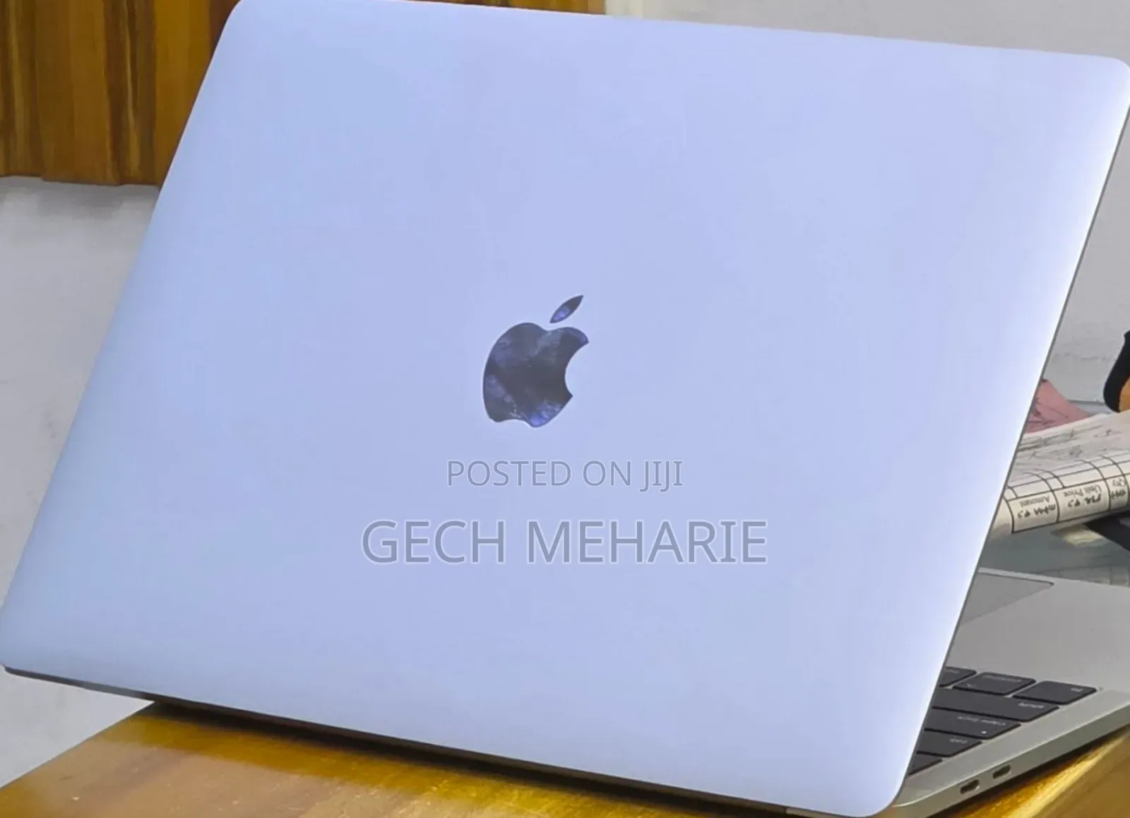 New Laptop Apple MacBook Pro 2019 8GB Intel Core i5 SSD 128GB