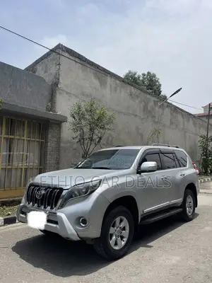 Toyota Land Cruiser Prado 2016 Silver