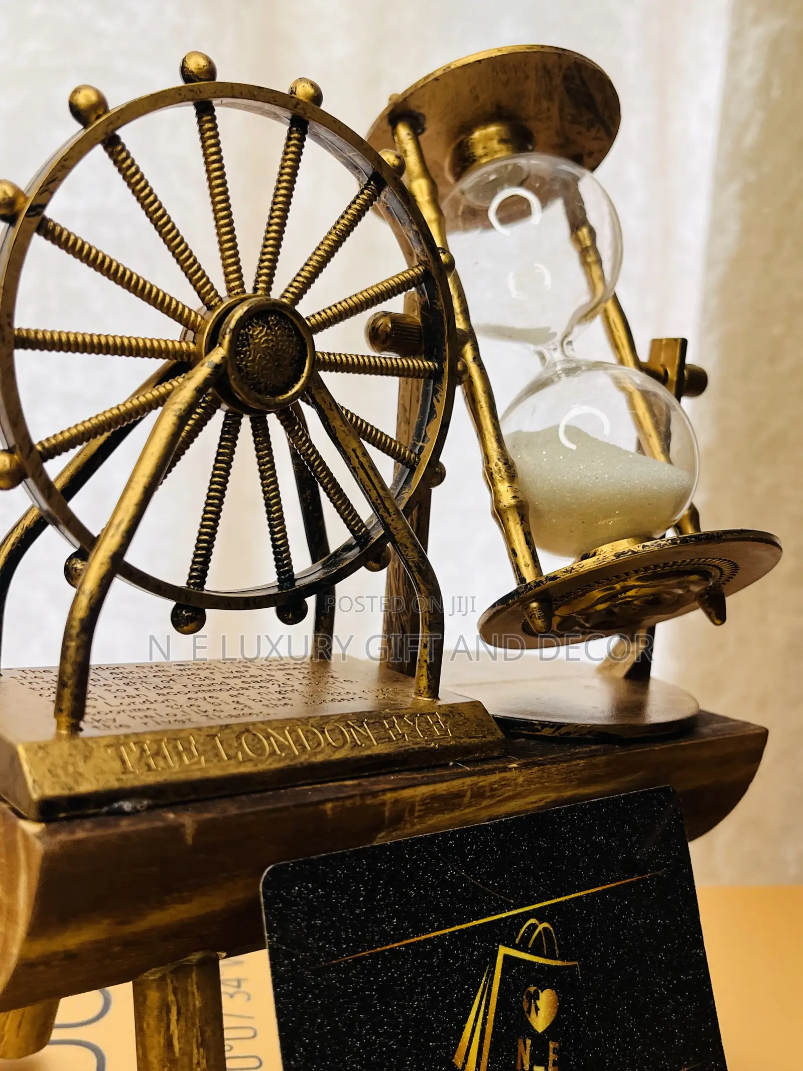 Wooden London Wheel With Faux Book