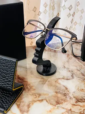 Eye Glass Holder