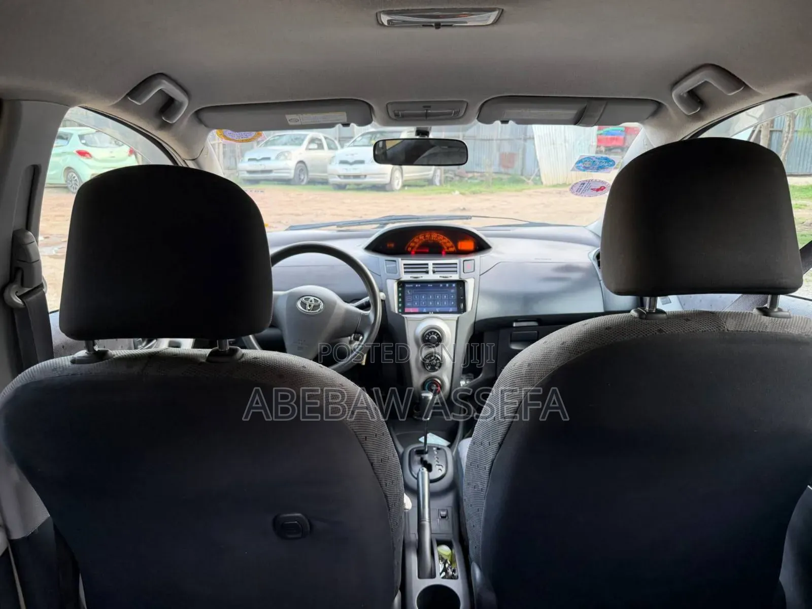 Toyota Yaris 2010 Silver