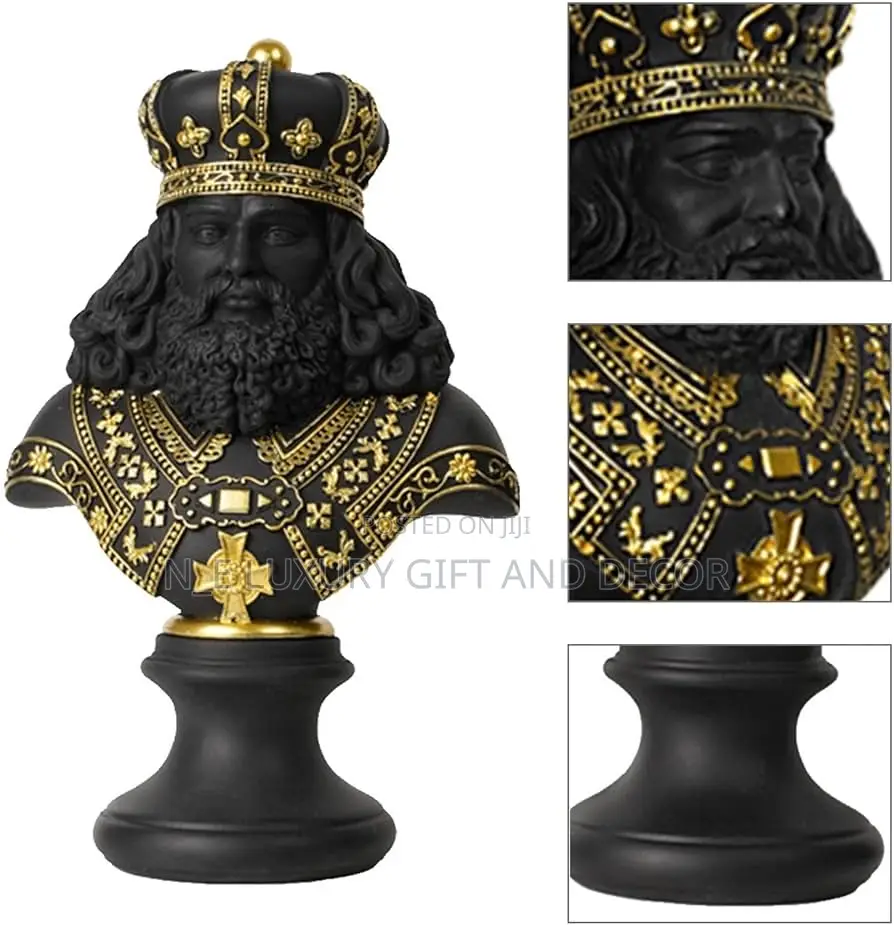 King and Queen Chess Figurine