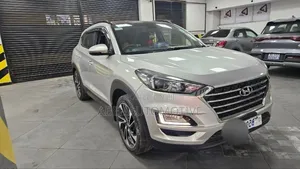 Hyundai Tucson 2019 Silver