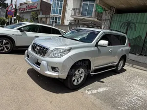 Toyota Land Cruiser Prado 3.0 TD 2013 Silver
