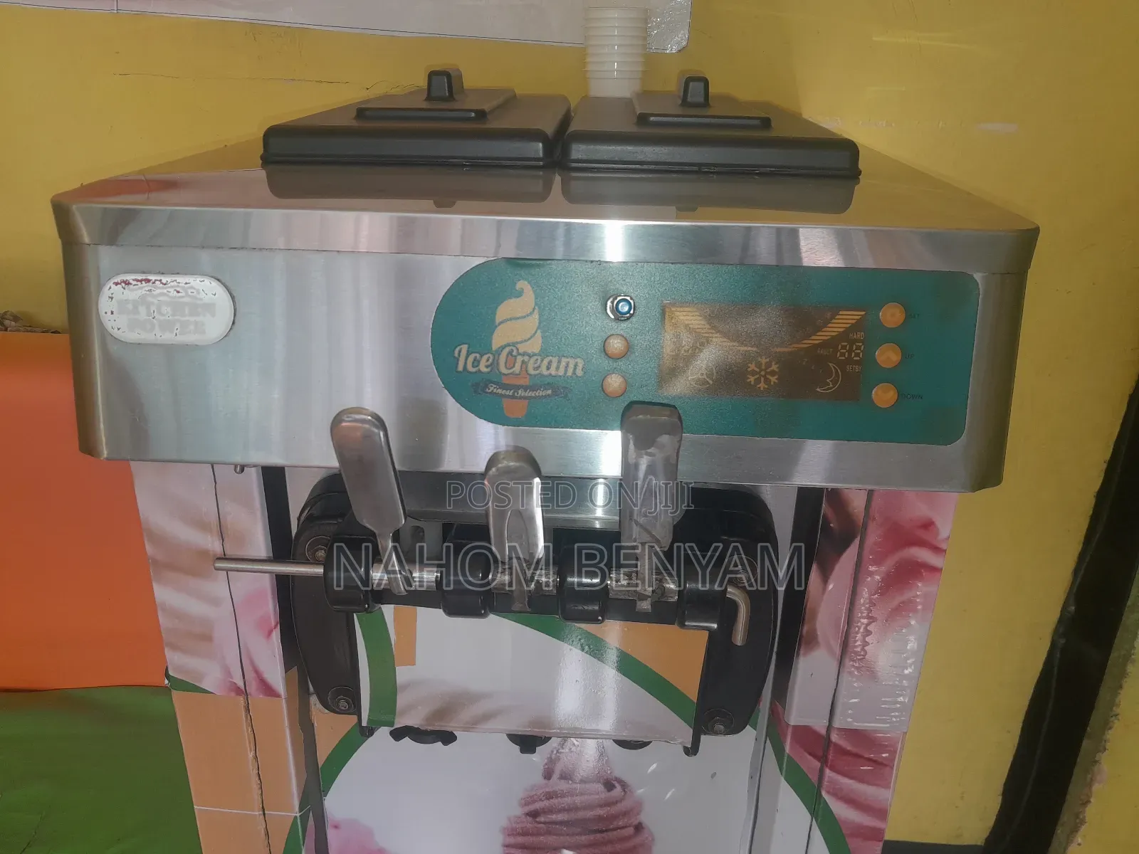 Ice Cream Machine