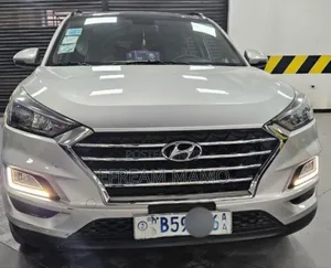 Hyundai Tucson 2019 Silver