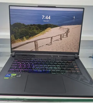 New Laptop Asus ROG Strix G15 16GB Nvidia SSD 1T