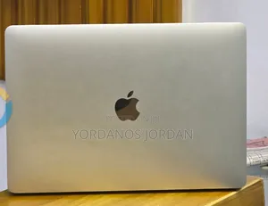 New Laptop Apple MacBook Pro 2019 8GB Intel Core i5 SSD 128GB
