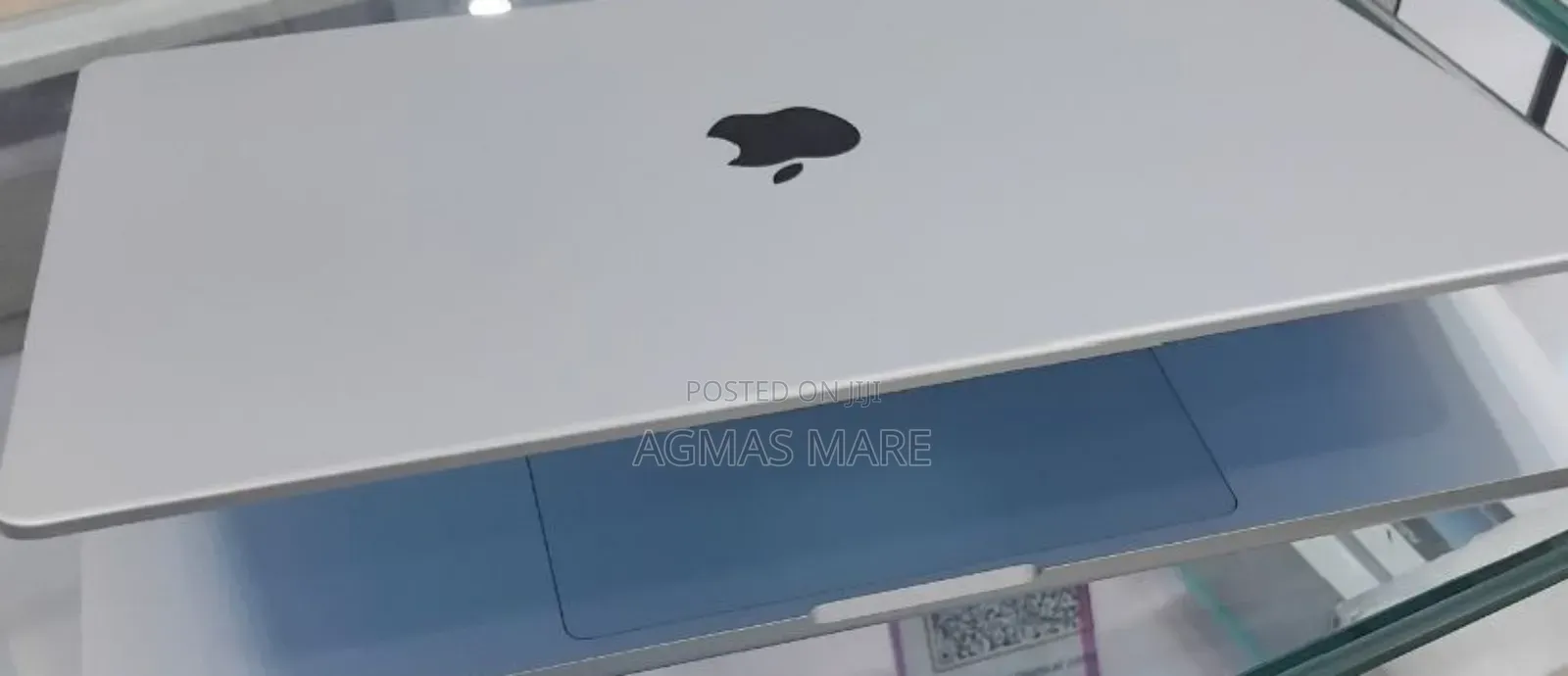 New Apple MacBook Pro 2023 M2 Max 16-inch 32GB Apple M1 Max SSD 1T