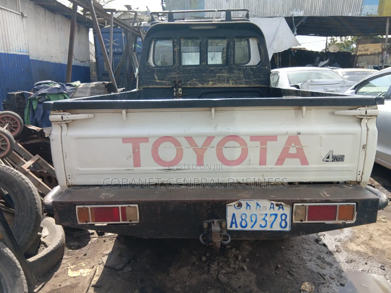 Toyota Land Cruiser 2016 White