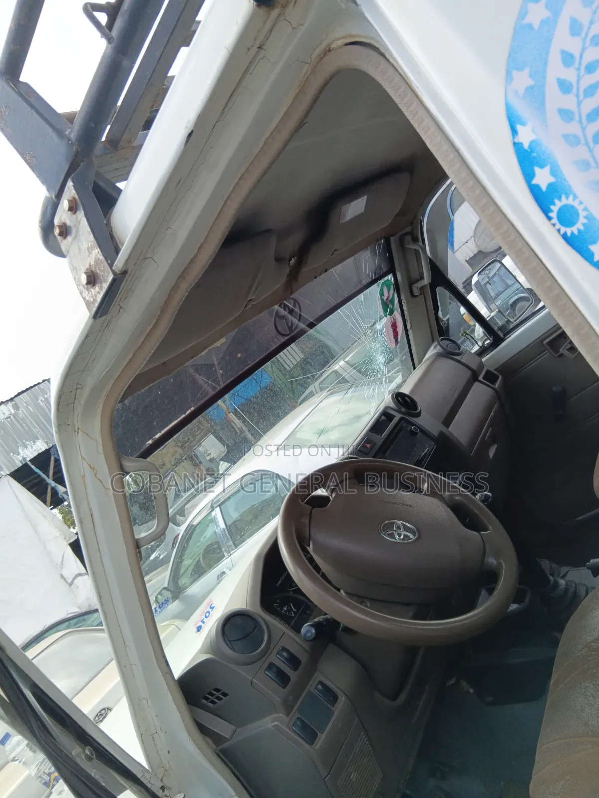 Toyota Land Cruiser 2016 White