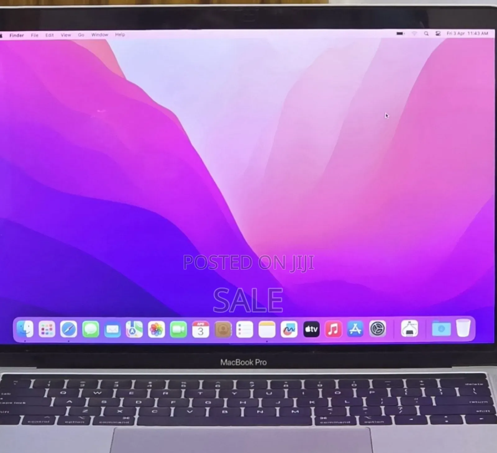 New Laptop Apple MacBook Pro 2019 8GB Intel Core i5 SSD 256GB