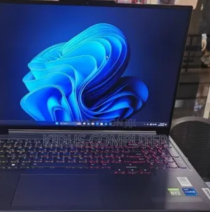 New Laptop Lenovo Legion 5 16GB Intel Core i7 SSD 512GB