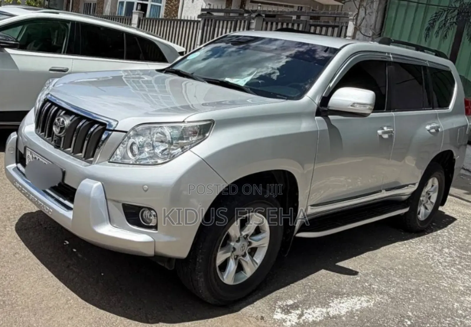 Toyota Land Cruiser 2013 Silver
