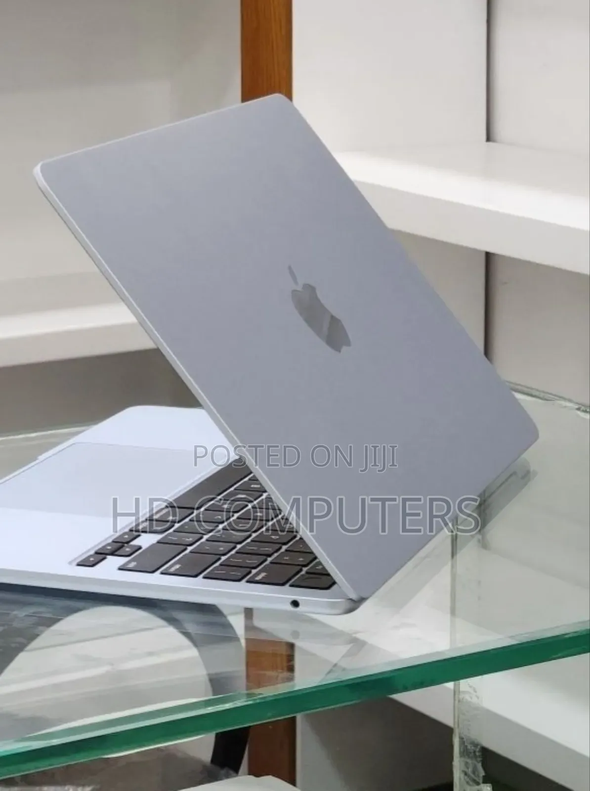 New Laptop Apple MacBook Air 2025 M4 13-inch 16GB Apple M4 SSD 256GB
