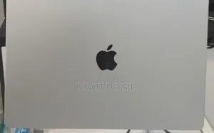 New Laptop Apple MacBook Pro 2021 M1 32GB Apple M1 Pro SSD 1T
