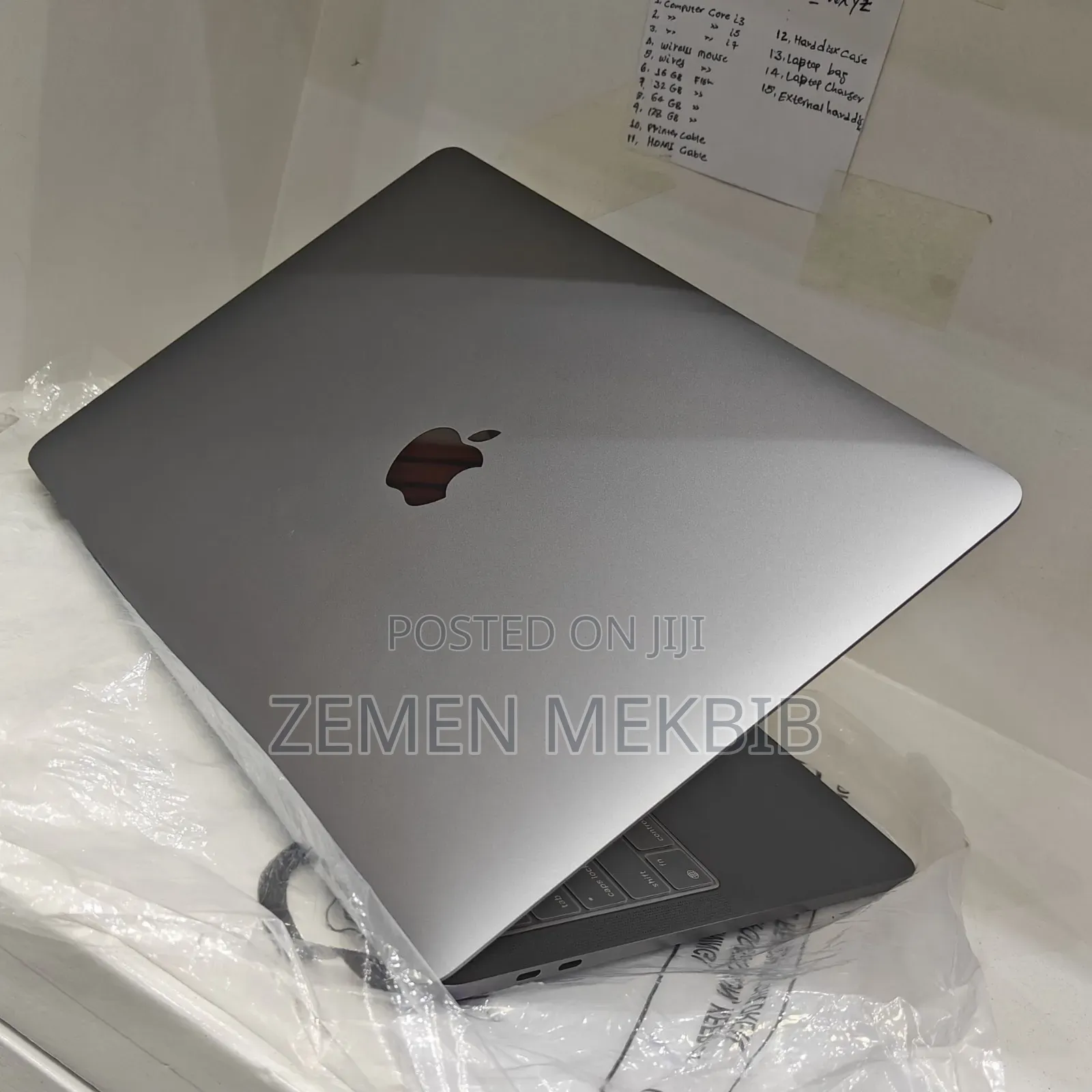 New Laptop Apple MacBook Pro M1 8GB Apple M1 SSD 256GB