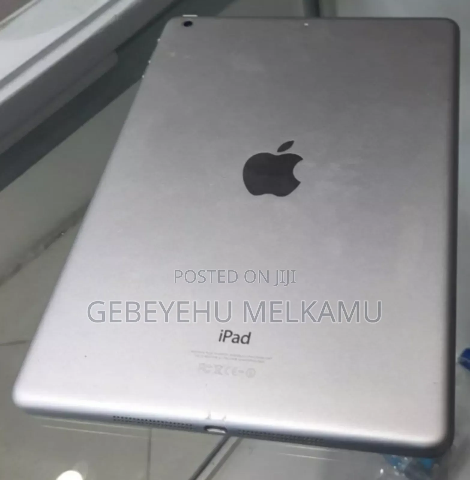 New Apple iPad 9.7 64 GB White