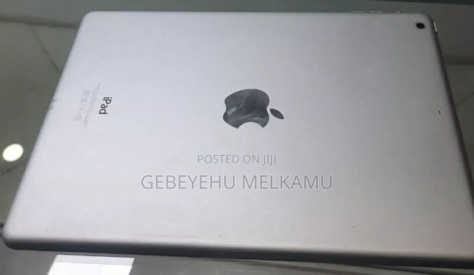 New Apple iPad 9.7 64 GB White