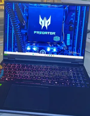 New Laptop Acer Predator Helios 18 PH18-71 16GB Intel Core i9 SSD 1T