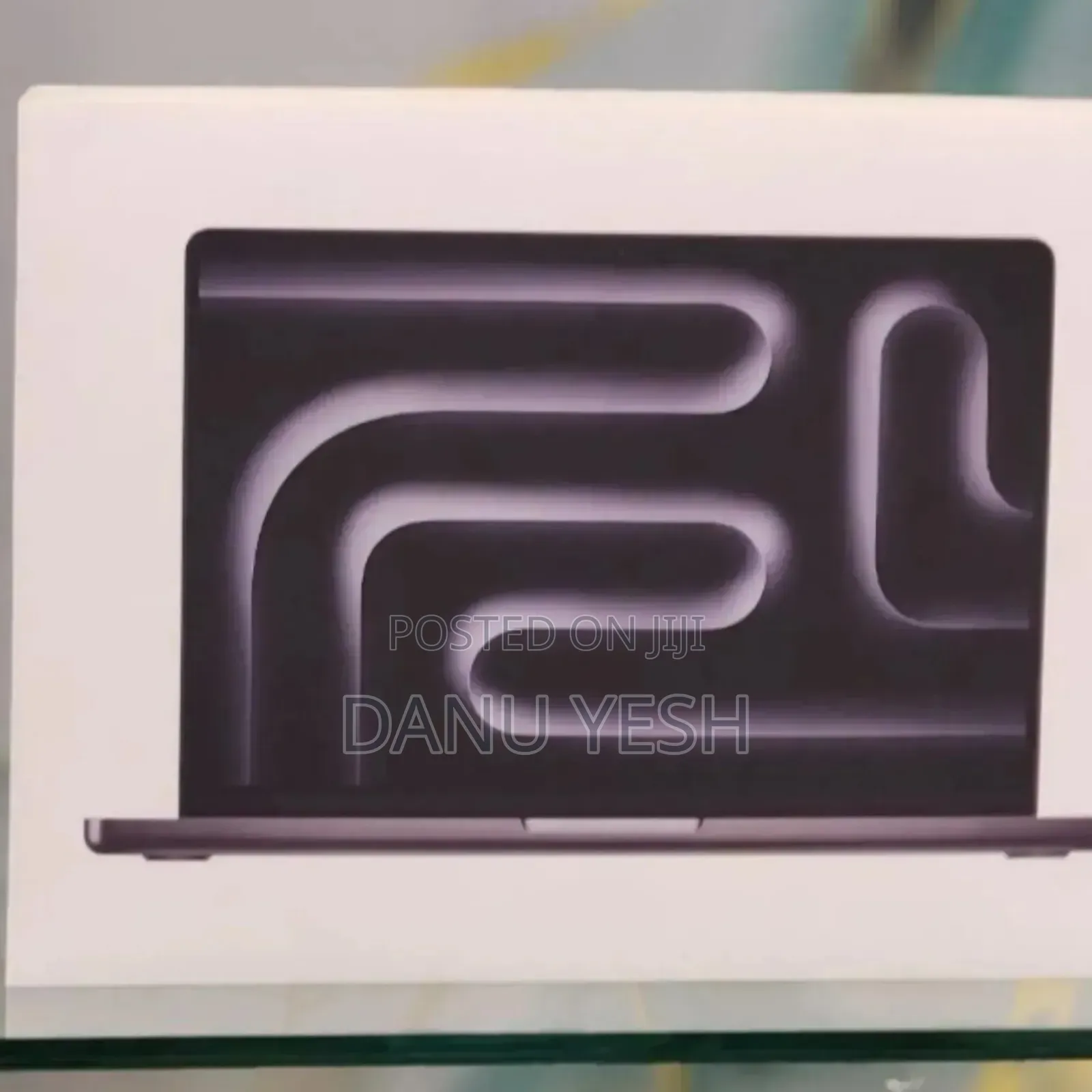 New Laptop Apple MacBook Pro 16GB Apple M5 SSD 1T