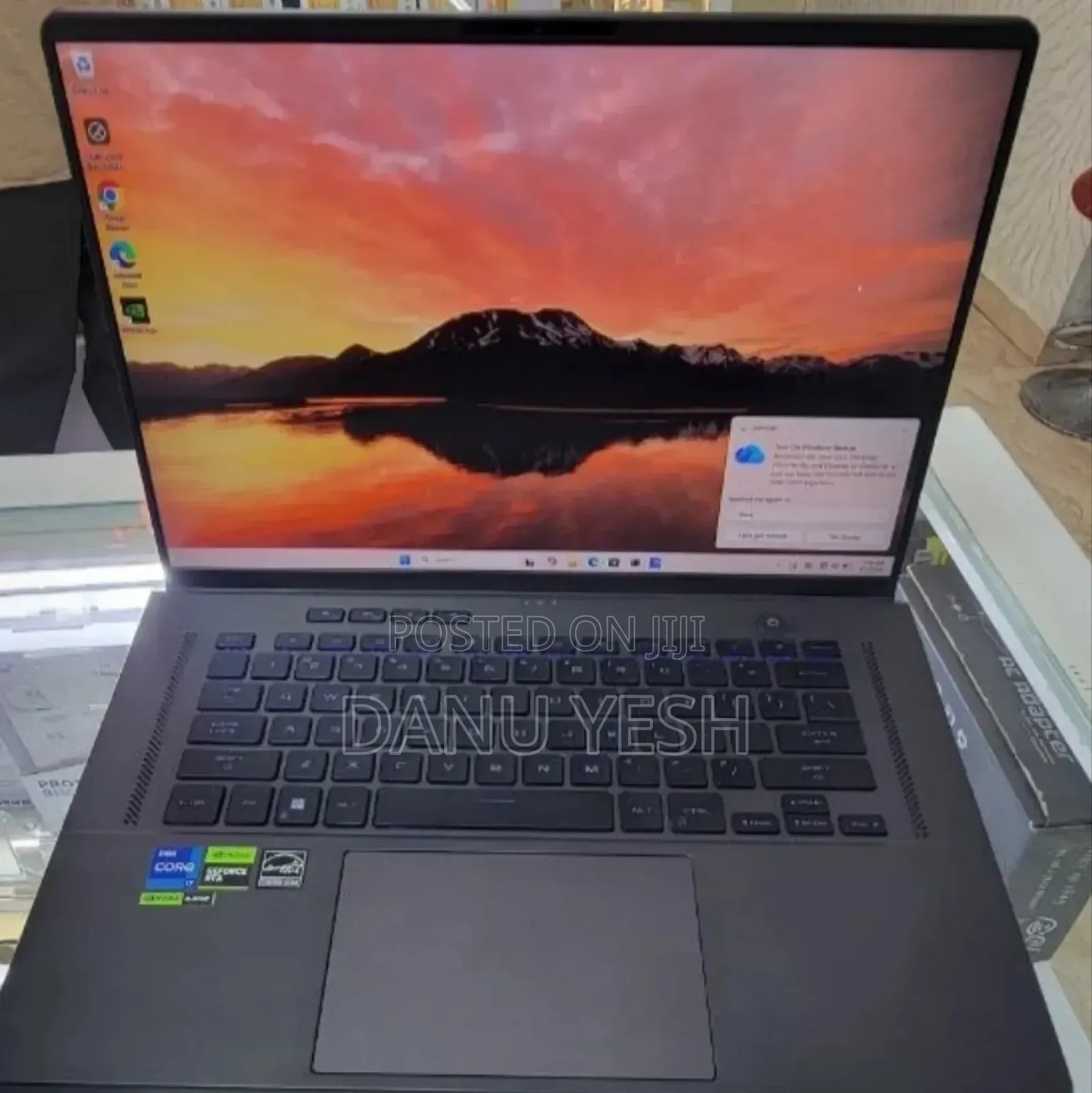 New Laptop Asus ROG Zephyrus G16 16GB Intel Core i7 SSD 512GB