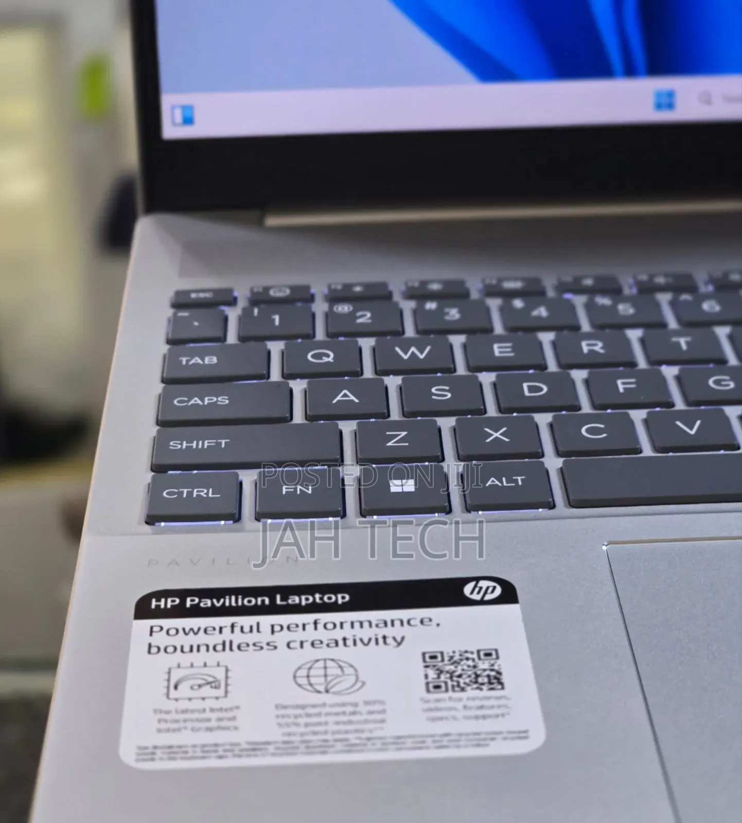 New Laptop HP Pavilion 15 8GB Intel Core Ultra 5 SSD 512GB