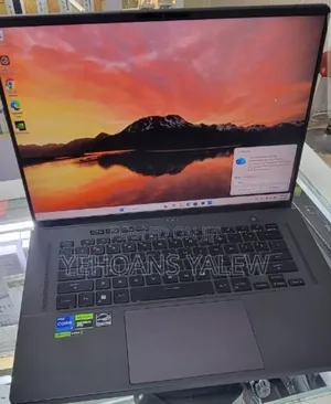 New Laptop Asus ROG Zephyrus G15 16GB Intel Core i7 SSD 512GB
