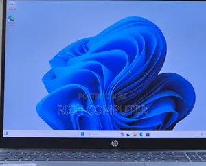 New Laptop HP Pavilion 15 8GB Intel Core Ultra 5 SSD 512GB