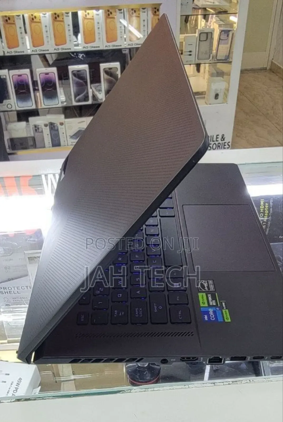 New Laptop Asus ROG Zephyrus G16 16GB Intel Core i7 SSD 512GB