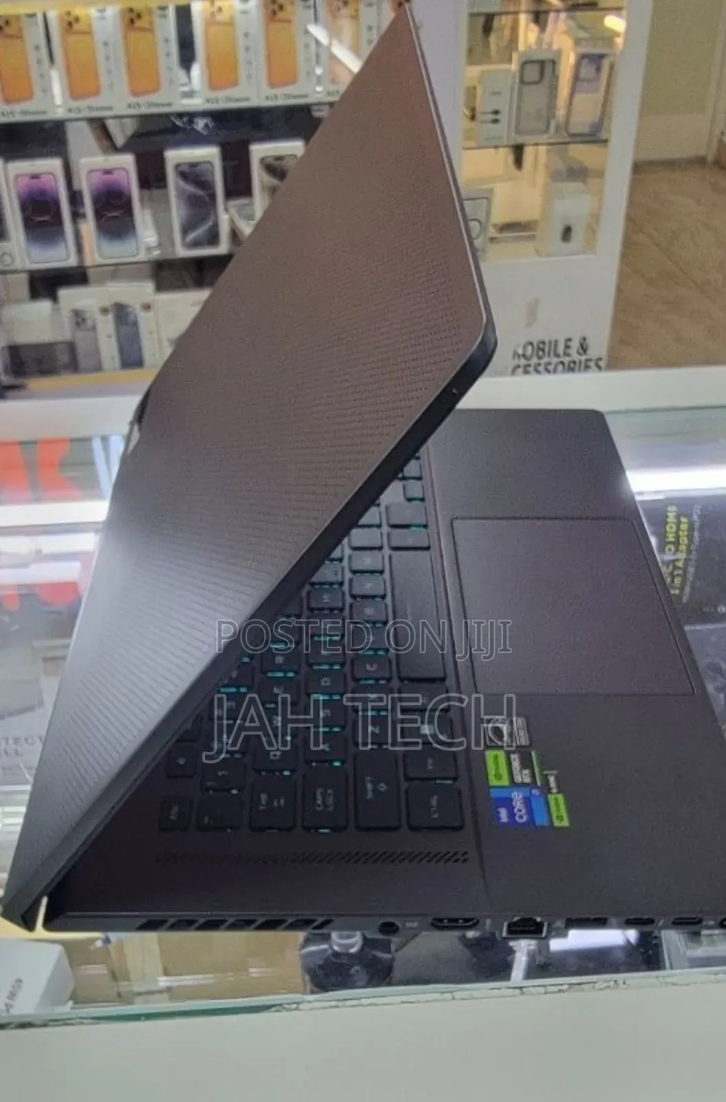 New Laptop Asus ROG Zephyrus G16 16GB Intel Core i7 SSD 512GB