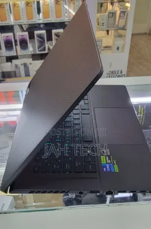New Laptop Asus ROG Zephyrus G16 16GB Intel Core i7 SSD 512GB