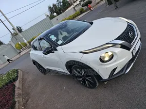 Nissan Juke 2021 White