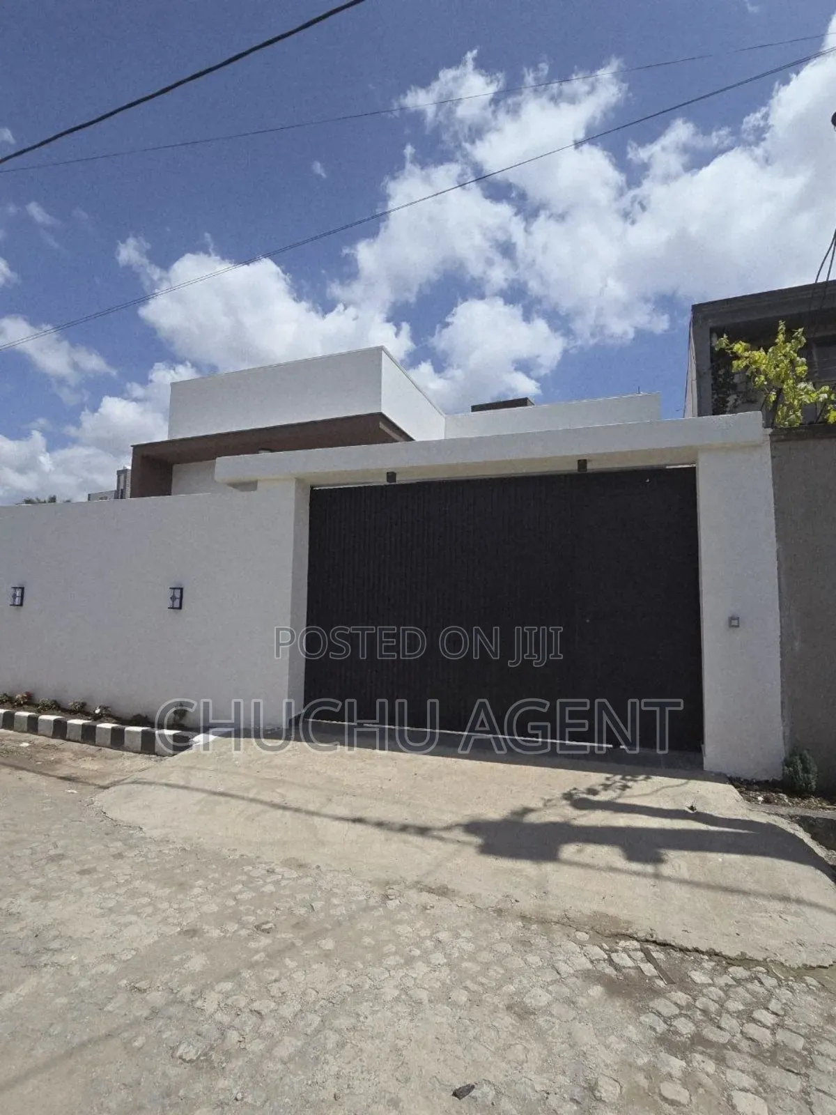 5bdrm House in Bole for sale