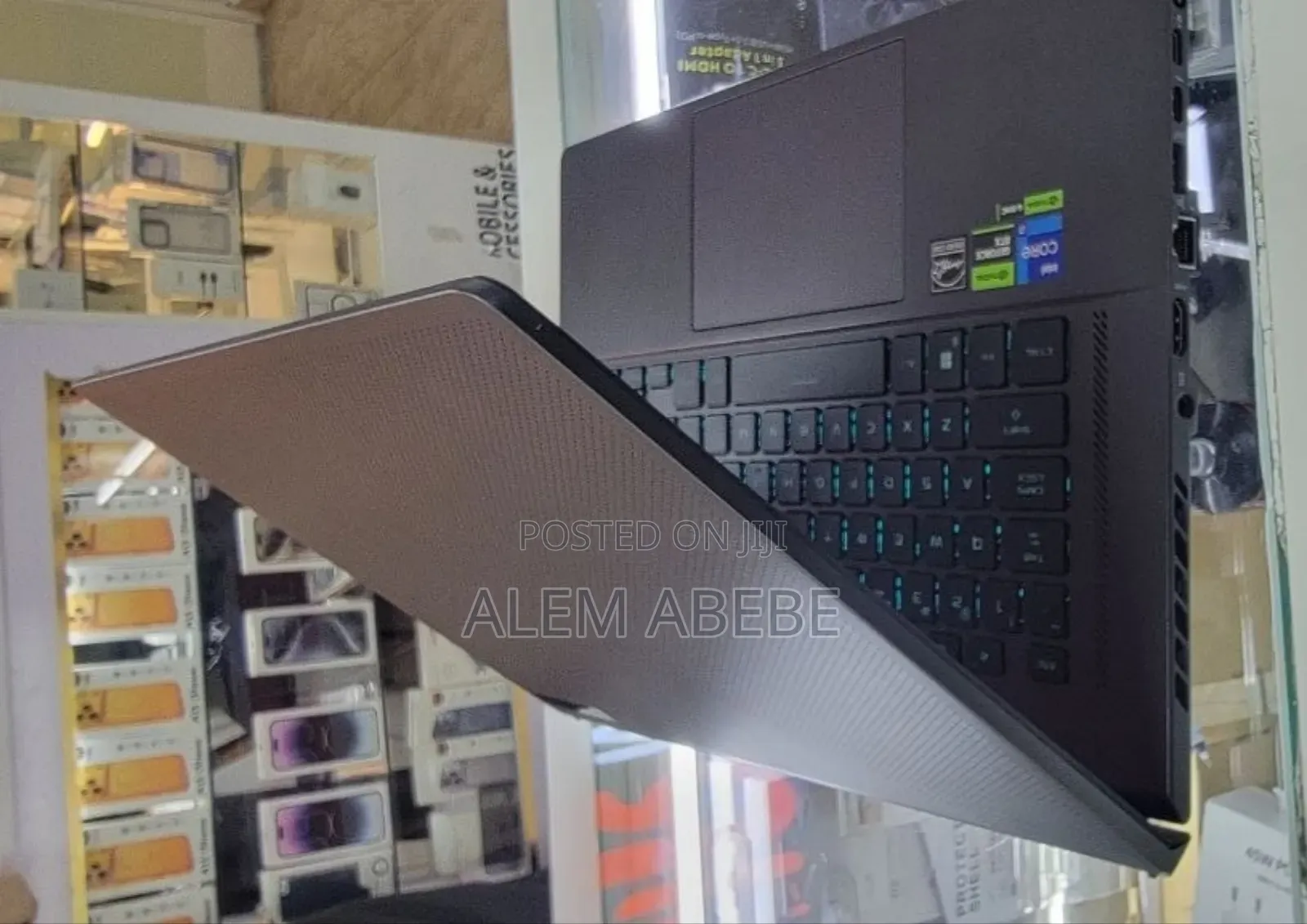 New Laptop Asus ROG Zephyrus G16 16GB Intel Core i7 SSD 512GB