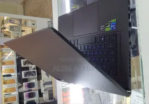 New Laptop Asus ROG Zephyrus G16 16GB Intel Core i7 SSD 512GB
