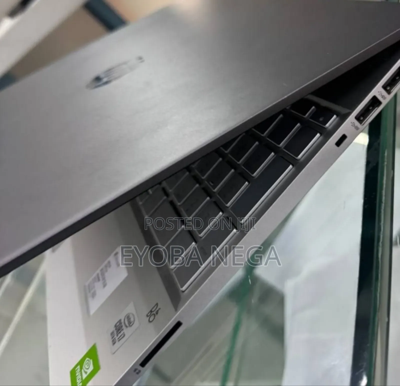 Laptop HP Pavilion 14 16GB Intel Core i7 SSD 512GB