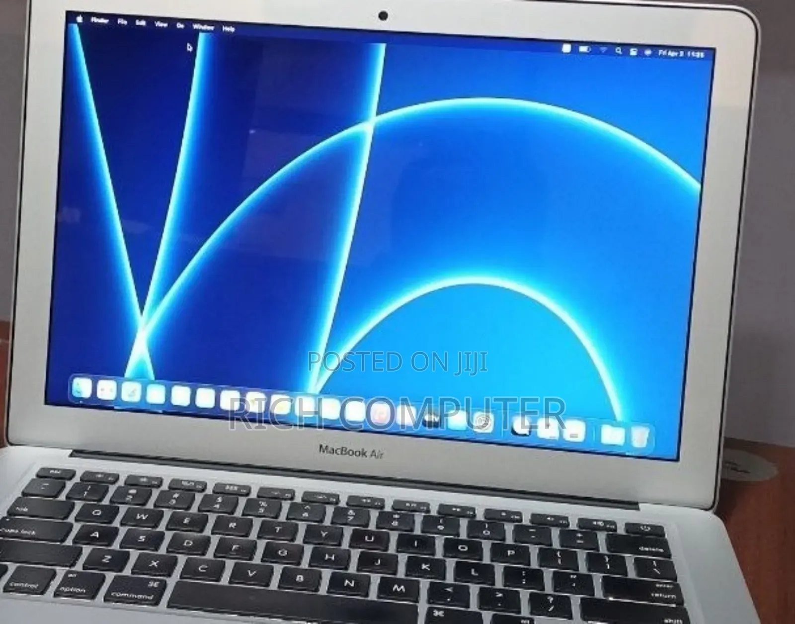 New Laptop Apple MacBook Air 2015 8GB Intel Core i5 SSD 128GB