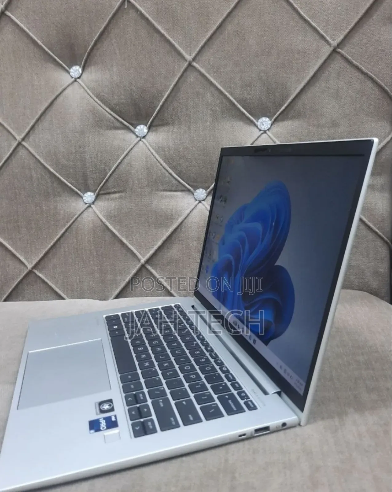 New Laptop HP EliteBook 840 G9 16GB Intel Core i5 SSD 512GB