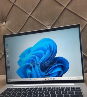 New Laptop HP EliteBook 840 G9 16GB Intel Core i7 SSD 1T