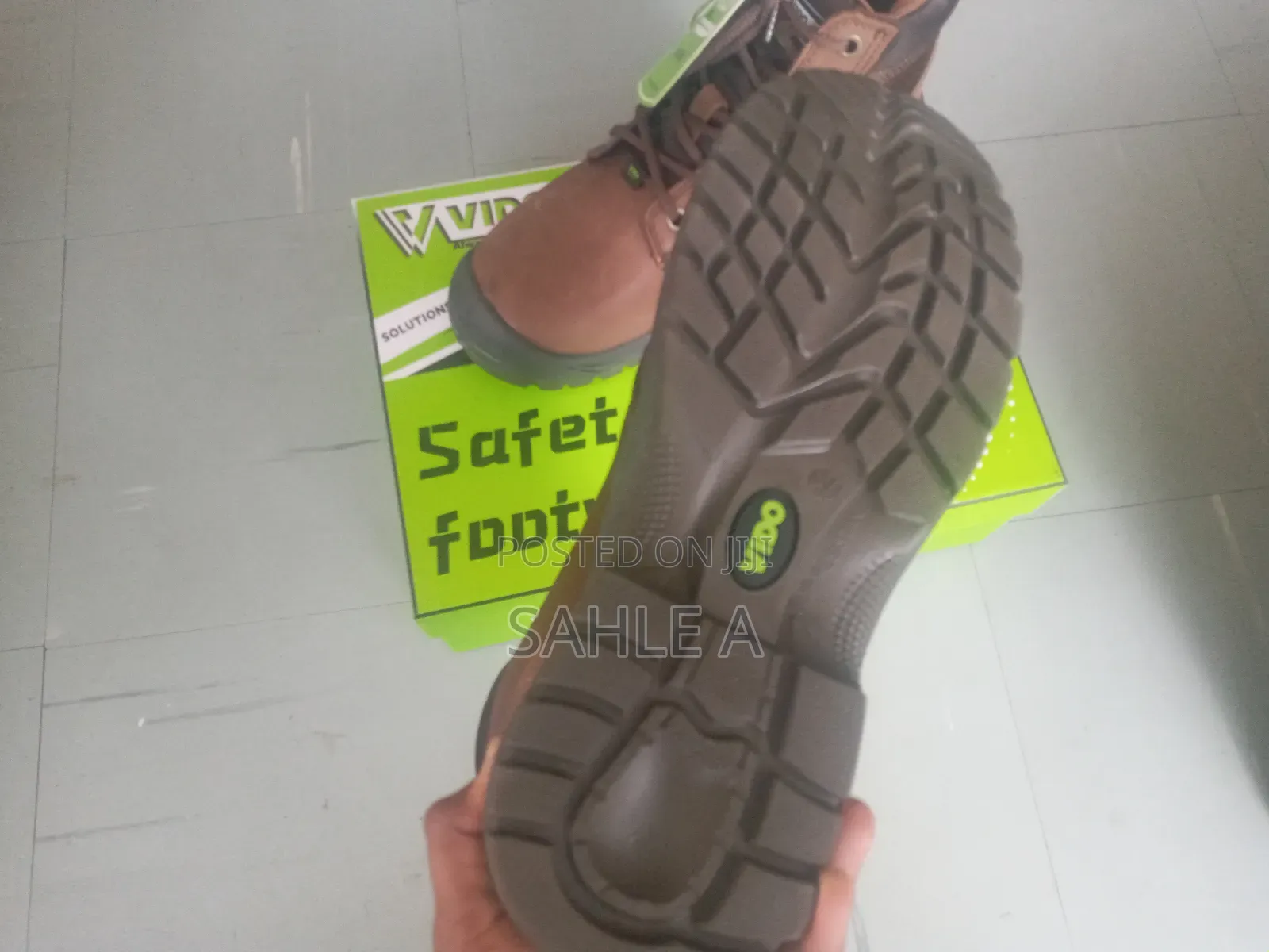 Vido Safety Shoes