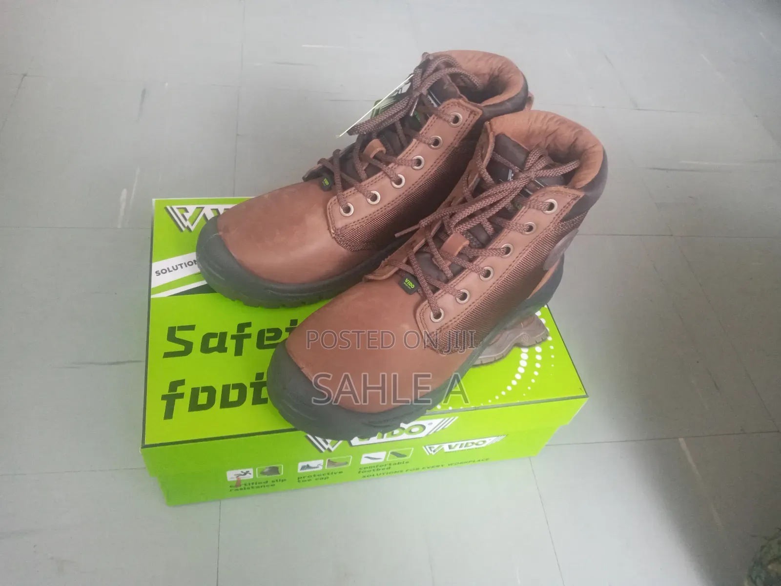 Vido Safety Shoes