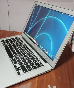New Laptop Apple MacBook Air 2013 8GB Intel Core i5 SSD 128GB