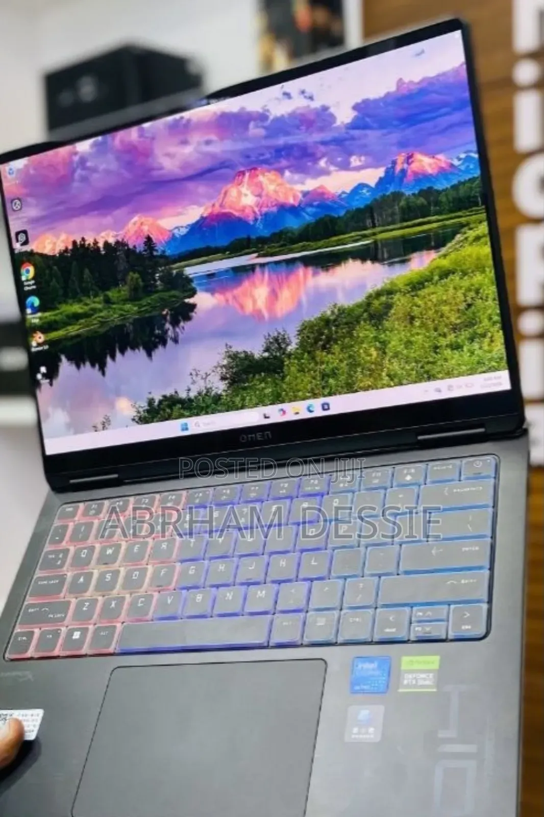 New Laptop HP 16GB Intel Core Ultra 7 SSD 1T